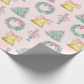 ピンク名門私立校風のクリスマスナツクラッカープリント ラッピングペーパー (角)