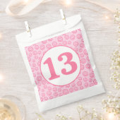 ピンク名門私立校風のスマイル顔 フェイバーバッグ (クリップ留めされた状態)