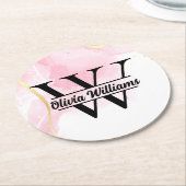 ピンク大理石モノグラム | ガーリーモダン金ゴールドグリッター ラウンドペーパーコースター (アングル)
