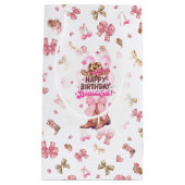 ピンク女性のカーボーイコケットハッピーバースデービューティフル スモールペーパーバッグ (正面)