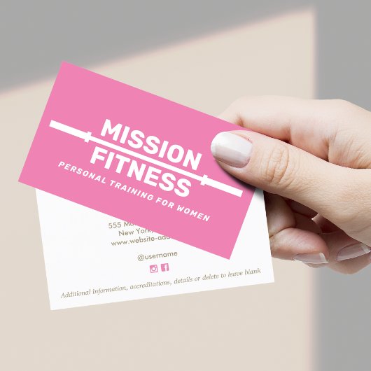 ピンク女性フィットネスパーソナルトレーナー 名刺