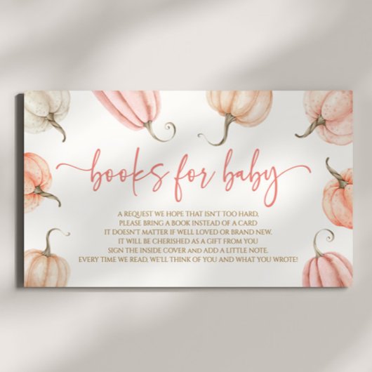 ピンク小さなかぼちゃの赤ちゃんシャワー本ベビー エンクロージャーカード