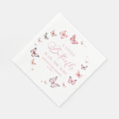 ピンク小さな蝶が赤ちゃんシャワーの途中にある スタンダードランチョンナプキン (角)
