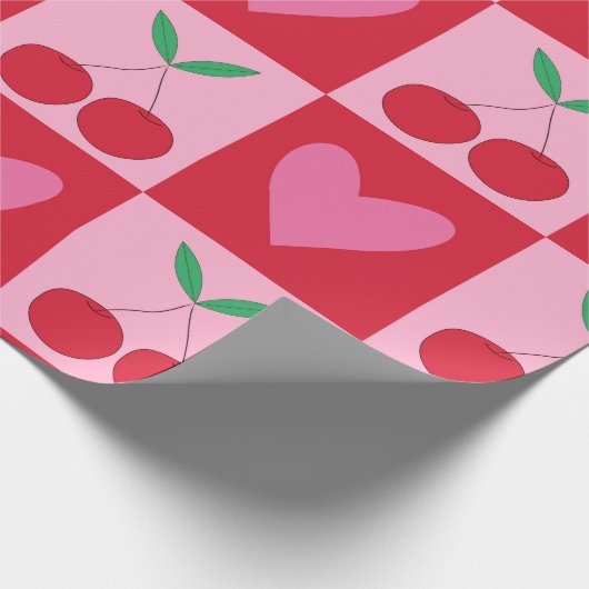 ピンク市松模様にのハートのパターンを持つさくらんぼ ラッピングペーパー (角)