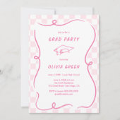 ピンク市松模様にの正方形フレームの卒業 招待状 (正面)