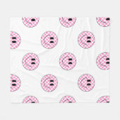 ピンク市松模様にスマイル顔毛布 フリースブランケット (正面(横))