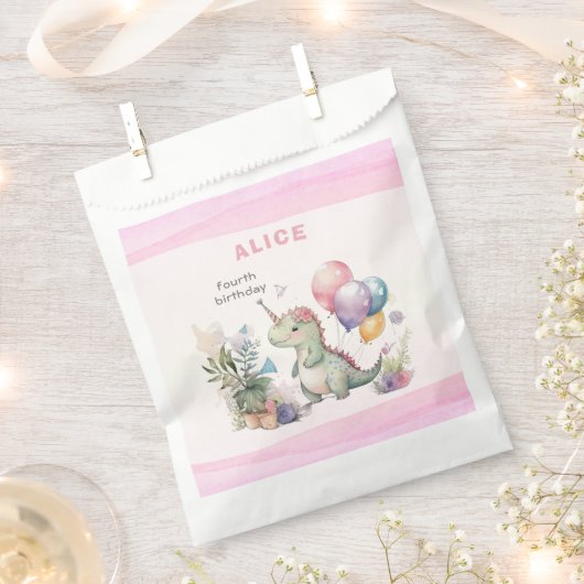ピンク恐竜ガールウォーター誕生日 フェイバーバッグ (クリップ留めされた状態)