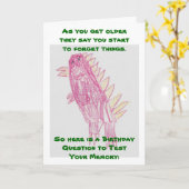 ピンク恐竜誕生日クイズ カード (黄色い花)