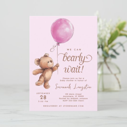 ピンク我々はbearly待つことができテディベア赤ちゃんシャワー 招待状 (スタンド正面)