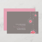 ピンク折り紙ぶら下がったのオーナメントがアジアの光結婚を照らす 招待状 (正面/裏面)