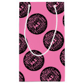 ピンク抱き枕の平和デザイン(複数言語) スモールペーパーバッグ (裏面)