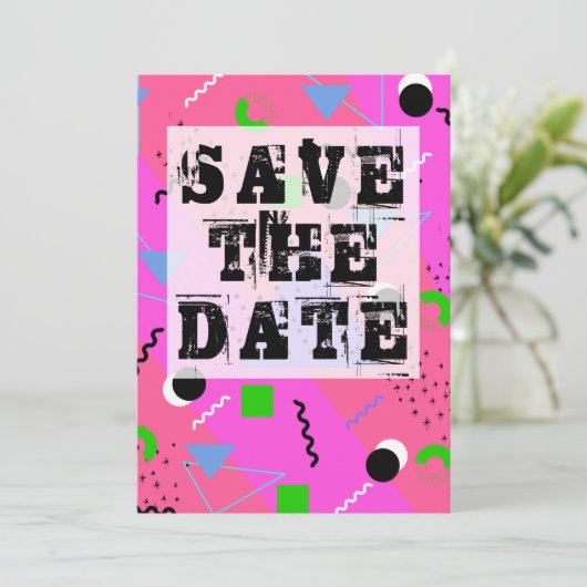 ピンク抽象芸術80sメンフィススタイル日付の保存 招待状 (スタンド正面)