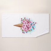 ピンク桜アイスクリームワッフルコーン バスタオル (バスタオル)