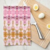 ピンク梅オリーブ及び金ゴールドパターン（の模様が）あるキッチンタオル キッチンタオル (四つ折り)