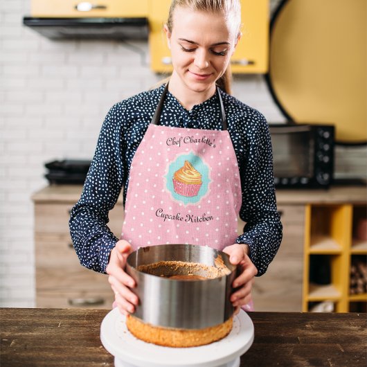 ピンク水玉模様カップケーキキッチンパーソナライズされた エプロン