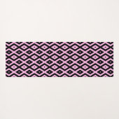 ピンク淡い色のと黒のダイヤモンドパターン ヨガマット (裏面(横))