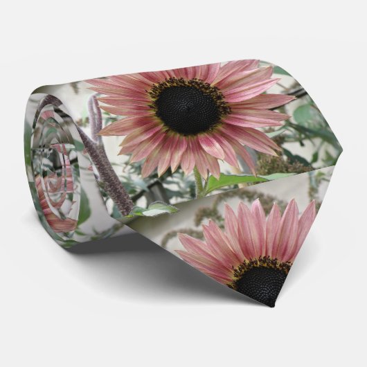 ピンク淡い色ののひまわり ネクタイ (ロール)