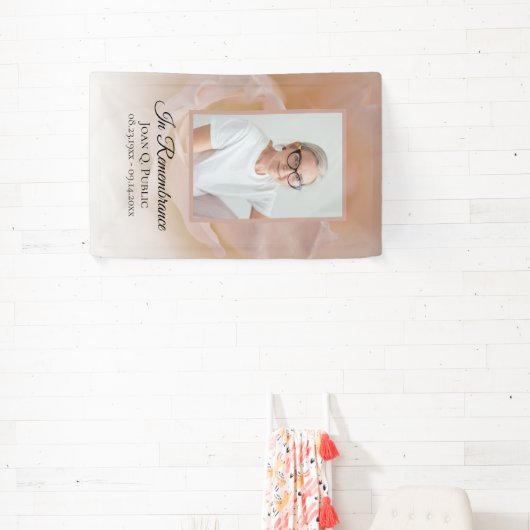 ピンク淡い色ののバラ花花びら葬祭記念碑 横断幕 (インサイチュ)