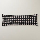 ピンク淡い色のデイジーの花形列 ボディピロー (裏面)