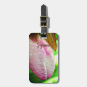 ピンク淡い色のレディースリッパーオーキッドフラワーパーソナライズされた ラゲッジタグ (正面縦)