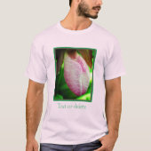 ピンク淡い色のレディースリッパーオーキッドフラワーパーソナライズされた Tシャツ (正面)