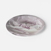 ピンク淡い色のローズお名前65th誕生日パーティー ペーパープレート (アングル)