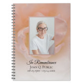 ピンク淡い色のローズフラワー花びら葬式ゲストブック ノートブック (正面)