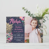 ピンク熱帯性パイナップル海軍ブルー誕生日写真 招待状 (スタンド正面)