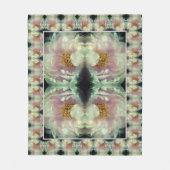 ピンク牡丹の花の中心のパターン フリースブランケット (正面)