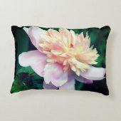 ピンク牡丹の花の開花クローズアップ アクセントクッション (裏面)