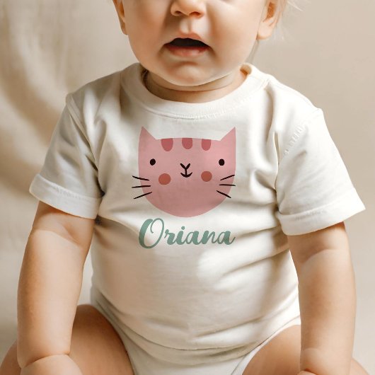 ピンク猫かわいい子猫 ベビーTシャツ