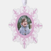 ピンク白い冬のスノーフレーク幸せな休日の日付 オーナメントカード (左)