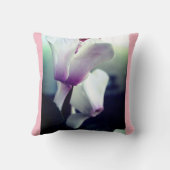 ピンク白い花写真投げクッション クッション (裏面)