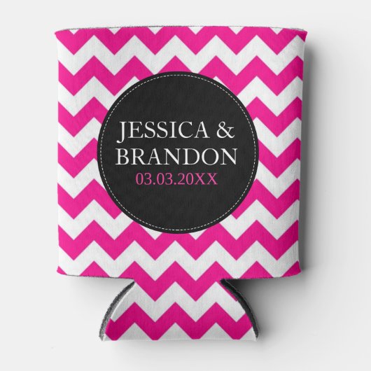 ピンク白と黒のモノグラム山形パターン2 缶クーラー (正面)