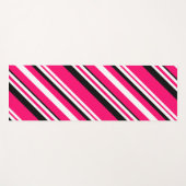 ピンク白黒対角ストライプ ヨガマット (正面(横))