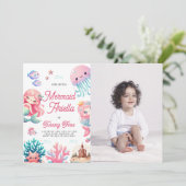 ピンク私たちの小さな人魚の女の子誕生日パーティー 招待状 (スタンド正面)