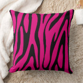 ピンク素晴らしと黒のゼブラの皮のパタストライプーン クッション (ブランケット)