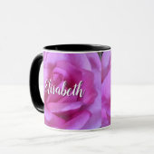 ピンク紫のバラの花のクローズアップ写真名前をカスタムする マグカップ (正面左)