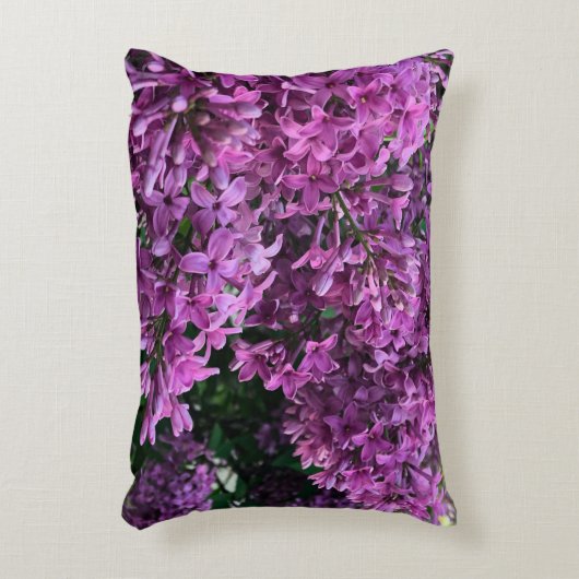 ピンク紫色のライラック |ロマンチックなピンクのフローラ写真 アクセントクッション (正面(垂直))