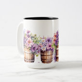 ピンク紫色の花を持つ水色の樽 ツートーンマグカップ (正面左)