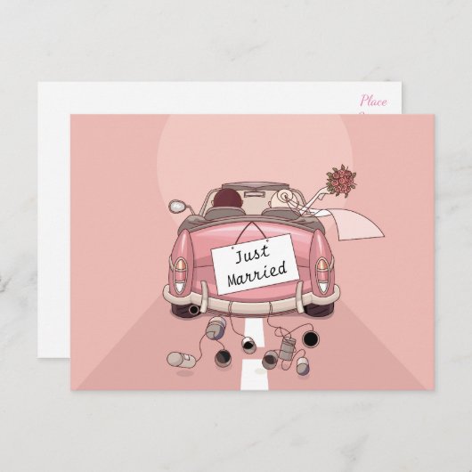 ピンク結婚たった今結婚しましたの車の新郎新婦 案内ポストカード (正面/裏面)