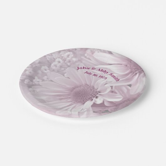 ピンク結婚色のデイジー赤面 ペーパープレート (アングル)