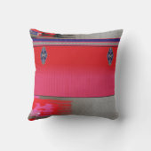 ピンク絵を描のドレスを着た女性の一種 クッション (裏面)