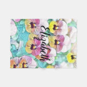 ピンク絵画色の白パンジー フリースブランケット (正面(横))