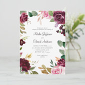 ピンク色でブルゴーニュ色の緑とイチジクのフローラ結婚の (スタンド正面)