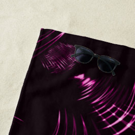 ピンク色と濃い背景の尖った曲線 ビーチタオル