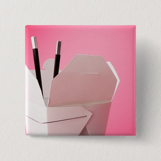 ピンク色に染まる 缶バッジ (正面)