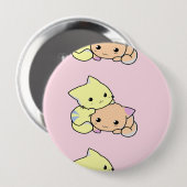 ピンク色のかわいい小さな猫ちゃん 缶バッジ (正面&裏面)
