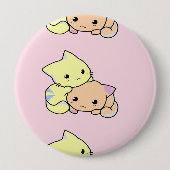 ピンク色のかわいい小さな猫ちゃん 缶バッジ (正面)