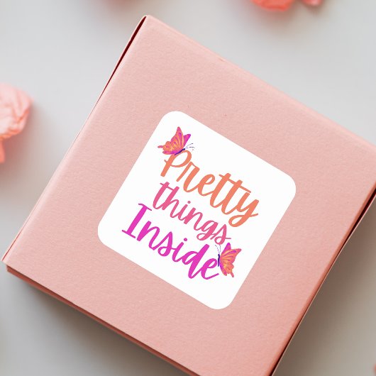 ピンク色のオレンジ色かわいらしの蝶の物の内側 スクエアシール